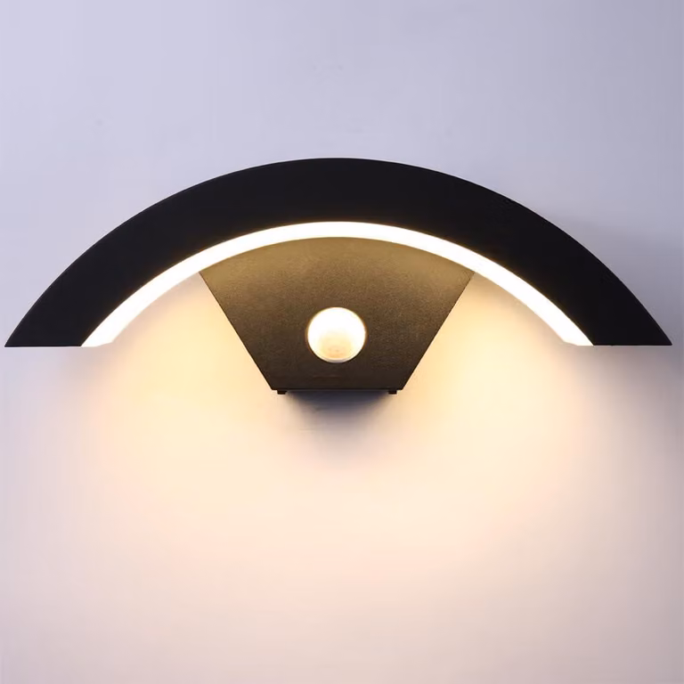 Lampada da parete esterna con sensore di movimento - 12W, luce calda (3000K) - Corpo in alluminio