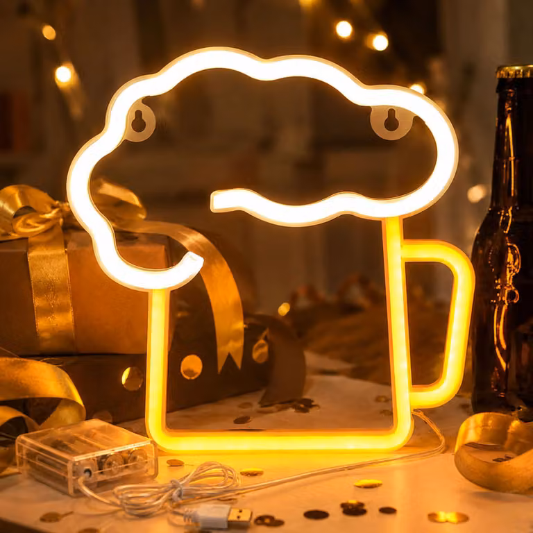 Catena luminosa con motivo a tema birra, alimentazione tramite USB e vano per batterie, lunghezza 1,5 metri