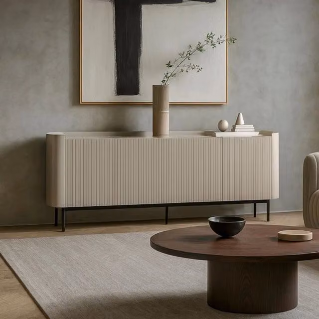 Credenza Effezeta Willa con 4 ante effetto cannettato colore beige per la tua sala da pranzo – 1