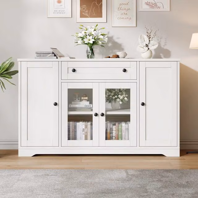 Sideboard moderno bianco 138x40x83 cm, 4 ante (2 in vetro), 1 cassetto, maniglie rotonde nere. Mobile contenitore multifunzione per soggiorno, sala da pranzo e ingresso