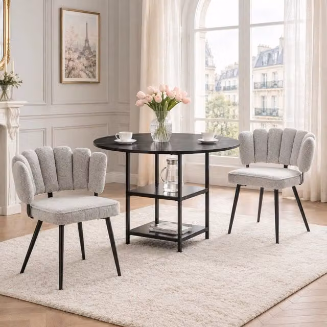 Set da pranzo industriale per 2 persone con tavolo rotondo 107 cm e 2 sedie grigio chiaro con schienale a fiore in tessuto strutturato