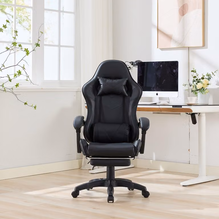 Poltrona da gaming ergonomica e confortevole, nei colori rosso e nero, realizzata in vera pelle e dotata di poggiapiedi
