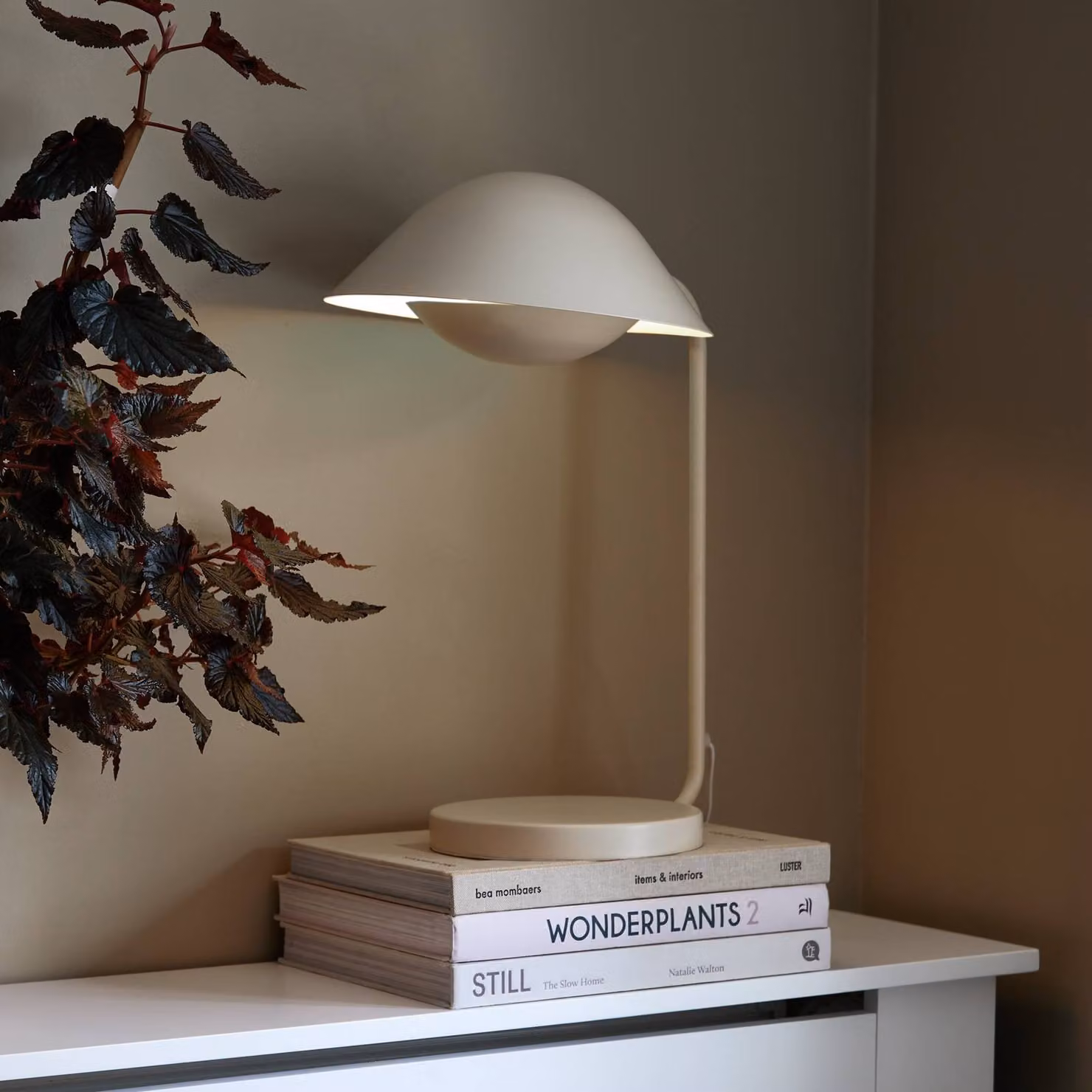 Nordlux Lampada da tavolo Freya, Crema / Ambra, Soggiorno / Sala da pranzo, Metallo, Lampada da tavolo