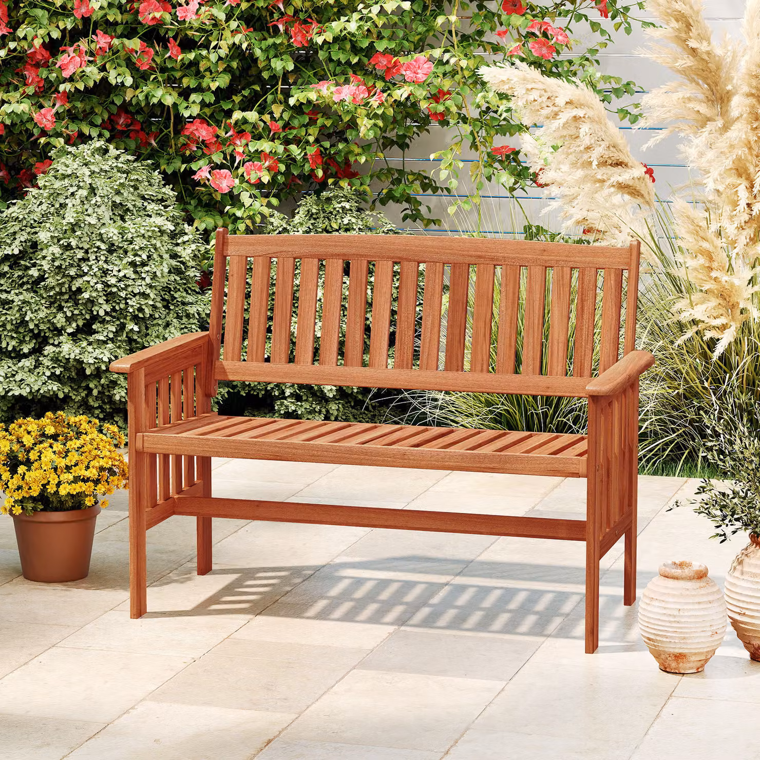Panchina da giardino Costway a 2 posti in legno massiccio marrone con schienale e braccioli, ideale per esterno, balcone e giardino, Larghezza: 119 cm