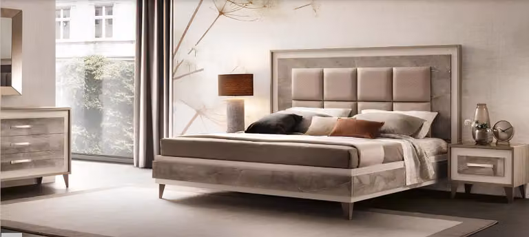 Luxus Schlafzimmer Bett Doppelbett Modern Holz Samt Polster Betten Luxus