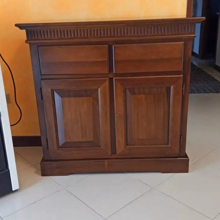 Madia credenza classica a 2 porte in legno tinta noce Mobili 2G L: 90 cm, P: 38 cm, H: 85 cm