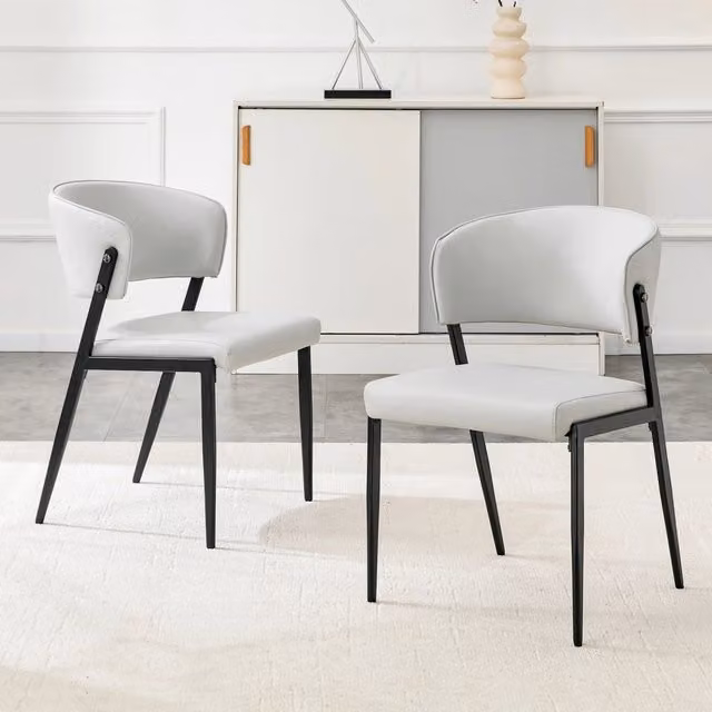 Set di 2 sedie da pranzo moderne WISHDOR in ecopelle grigia con struttura in metallo e plastica
