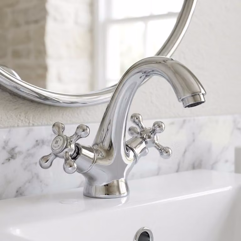 Miscelatore per lavabo in stile vintage, cromato, della linea Heritage Ascot di Aquanello