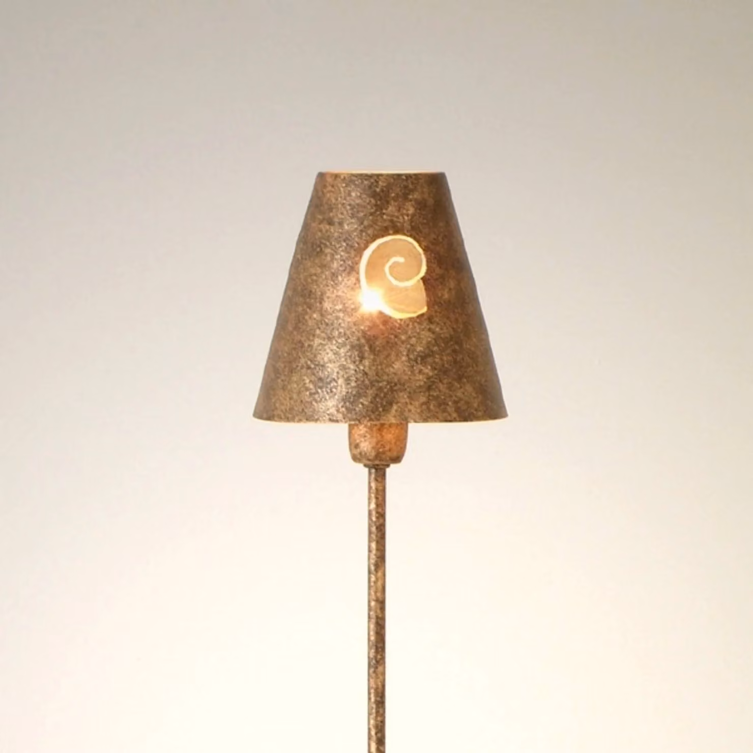 Holländer Lampada da tavolo ESEMPIO, Ottone / Oro, Soggiorno / Sala da pranzo, Metallo, Moderno, Lampada da tavolo