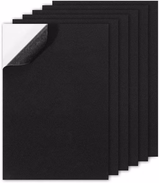 Set di 6 pannelli isolanti - Autoadesivi - Resistenti all'umidità - Isolanti termici - Isolamento acustico - Effetto ammortizzante - Dimensioni: 250 x 200 x 3 mm - Materiale isolante