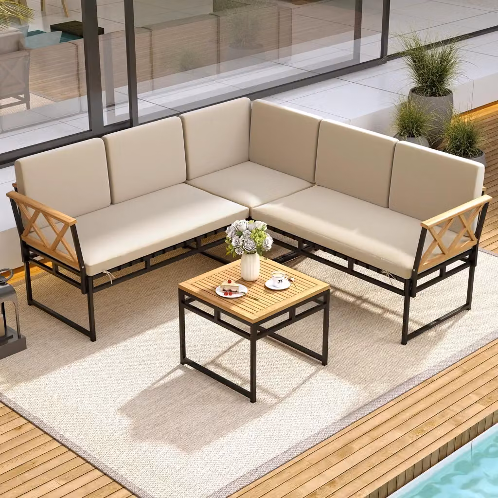 Set divano da esterno angolare a L DESIGN IN composto da 4 pezzi con cuscini beige e tavolino in legno di acacia, struttura in metallo bianco – 2