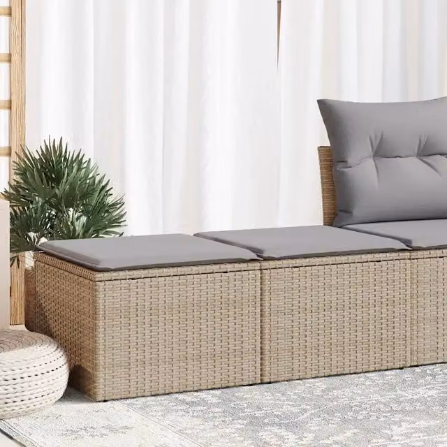 Set Divano da Giardino 2 Pezzi Design Mania in Polyrattan Acacia con Cuscini Beige e Grigio e Ottoman