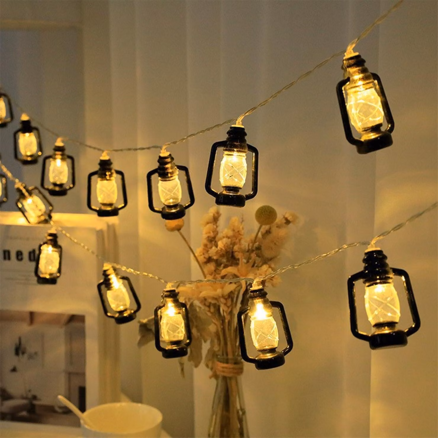 Catena luminosa vintage a forma di lampada a cherosene, 3 metri, 20 LED, colore nero