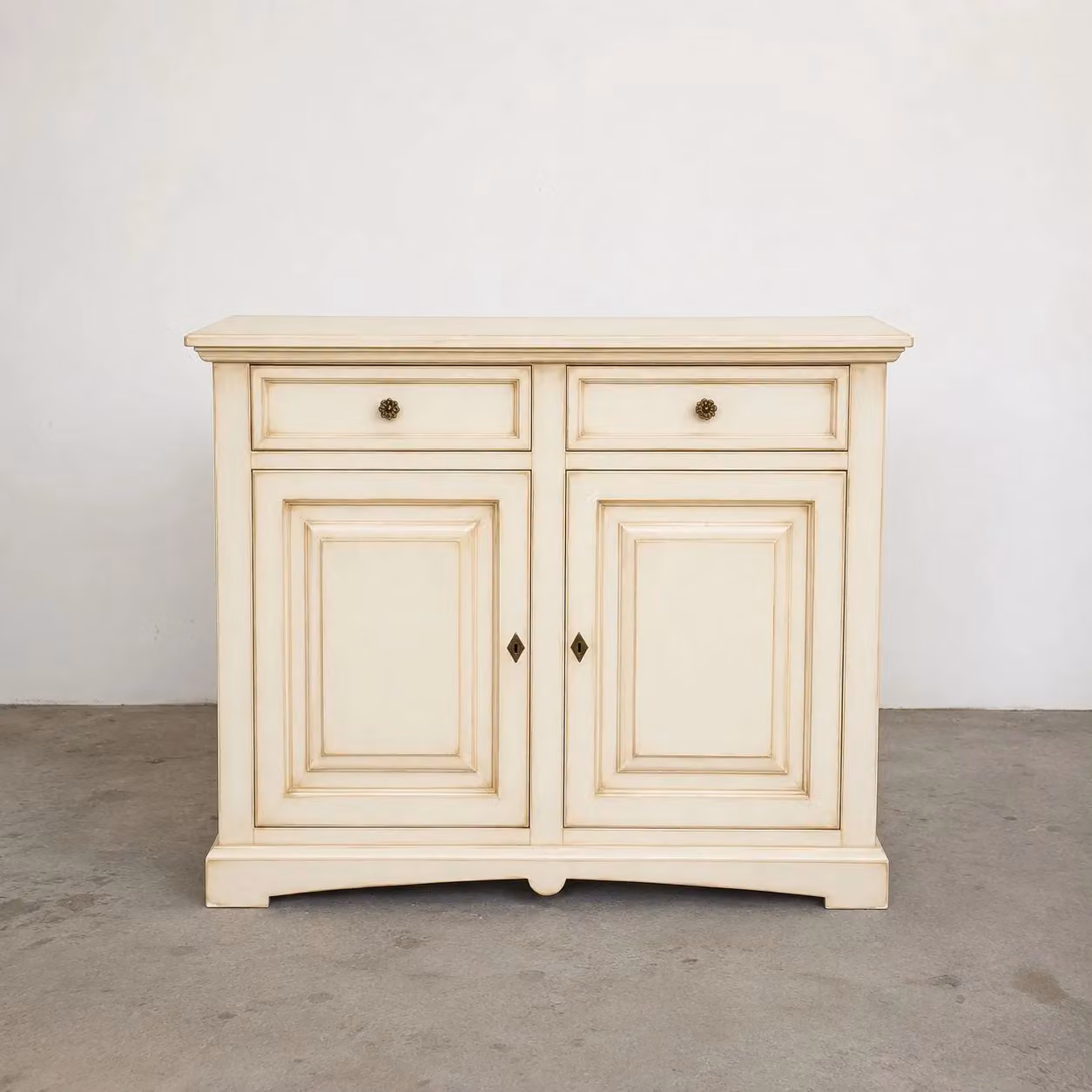 Credenza shabby chic in legno di pioppo bianco Mobili 2G L: 117 cm, P: 46 cm, H: 96 cm