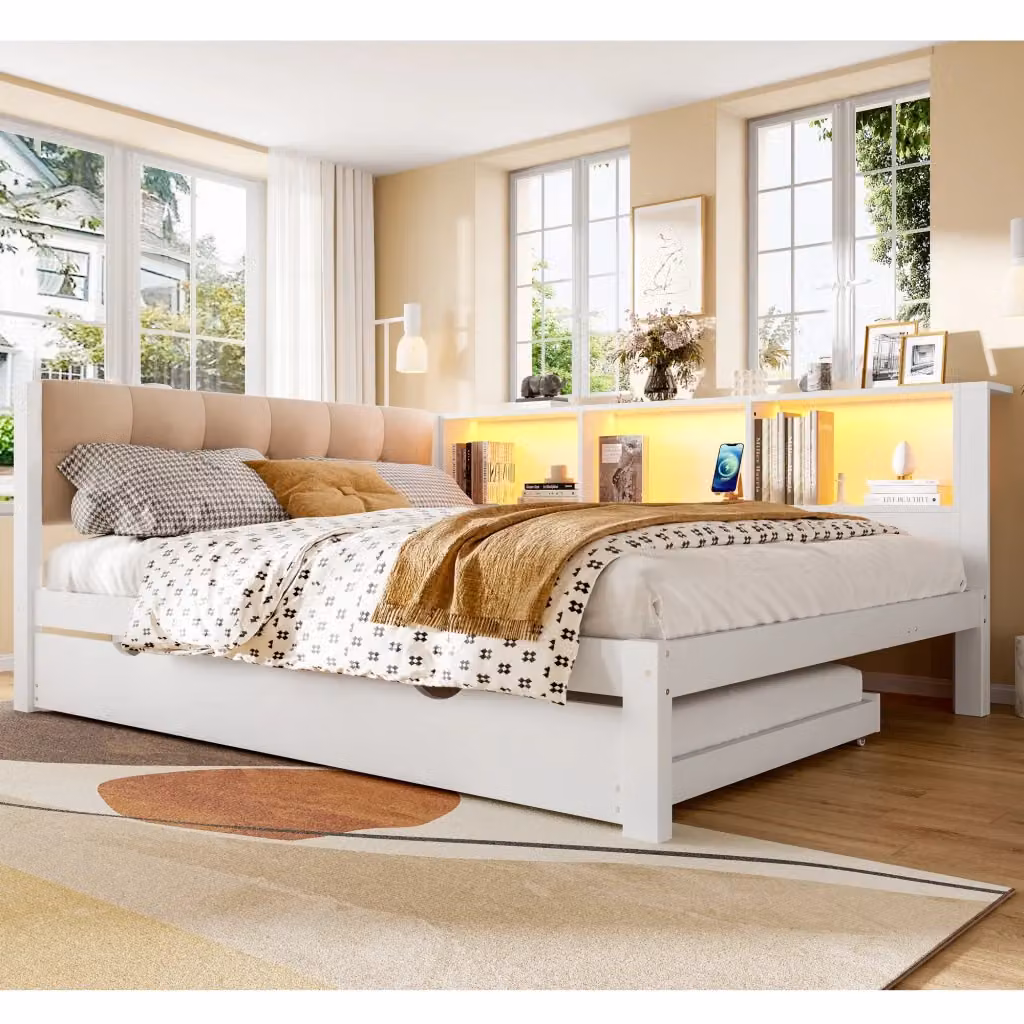 Letto a divano moderno bianco con letto estraibile, porte USB, illuminazione LED e ripiani laterali, in legno massello e MDF, L/P: 140 x 200 cm – 2