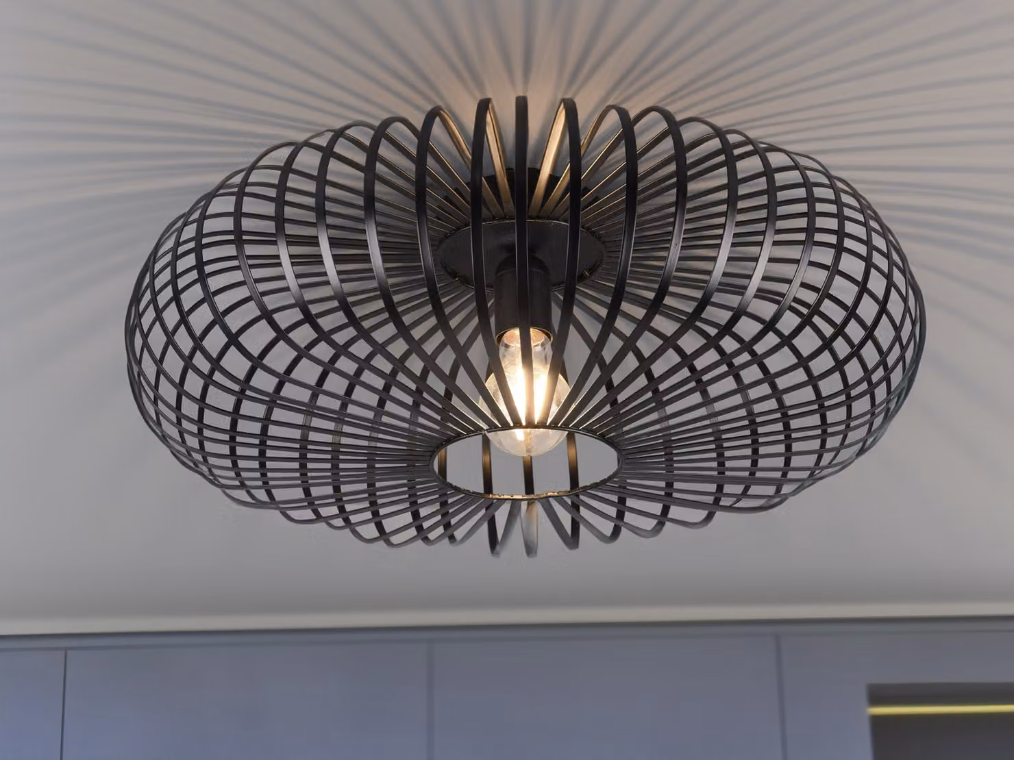 Plafoniera a LED con paralume a griglia in metallo nero, Ø 50 cm, lampade per scale