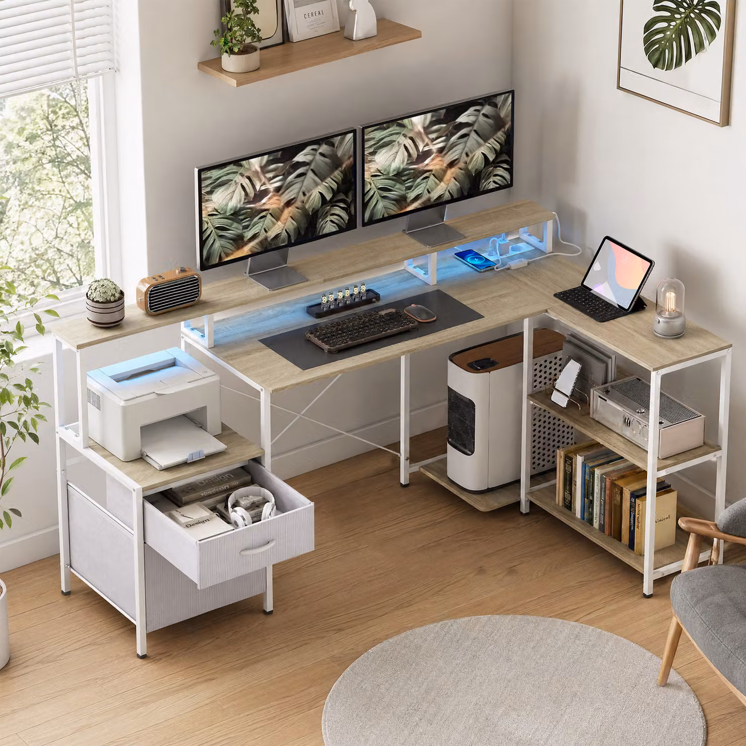 Scrivania Angolare per Computer HOMCOM con Luci LED RGB, Prese Integrate, Supporto per Schermo e 2 Cassetti, Bianco – 2