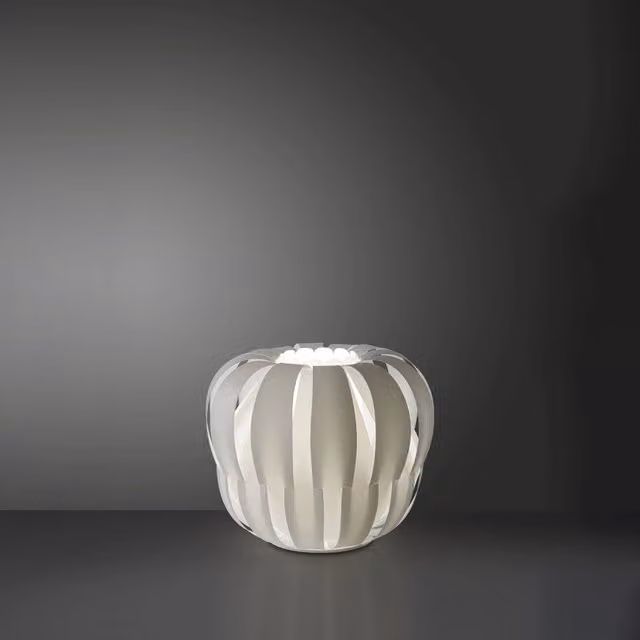Lampada da scrivania moderna Queen Polilux Linea Zero bianca in metallo e plastica con attacco E27, diametro 42 cm