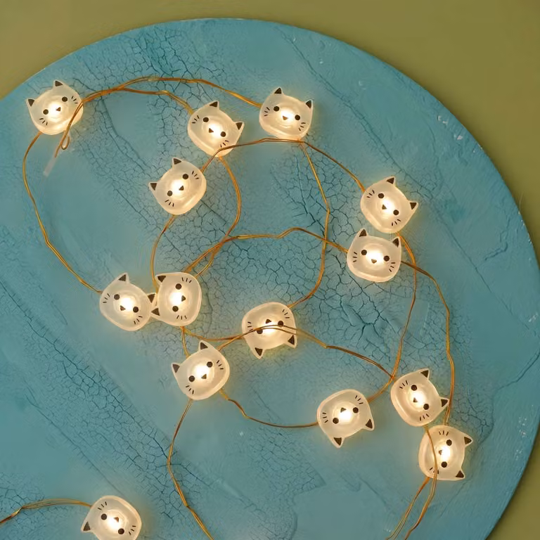 Catena luminosa per bambini, con 30 LED bianco caldo, lunghezza 3 metri, alimentazione a batteria