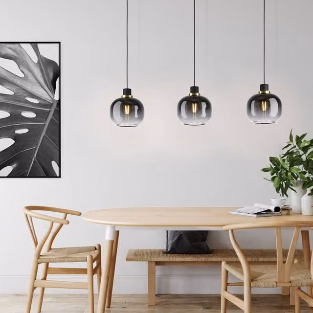 Lampadario Glamour Oilella Eglo grigio con paralume nero e dettagli in vetro, 3x E27