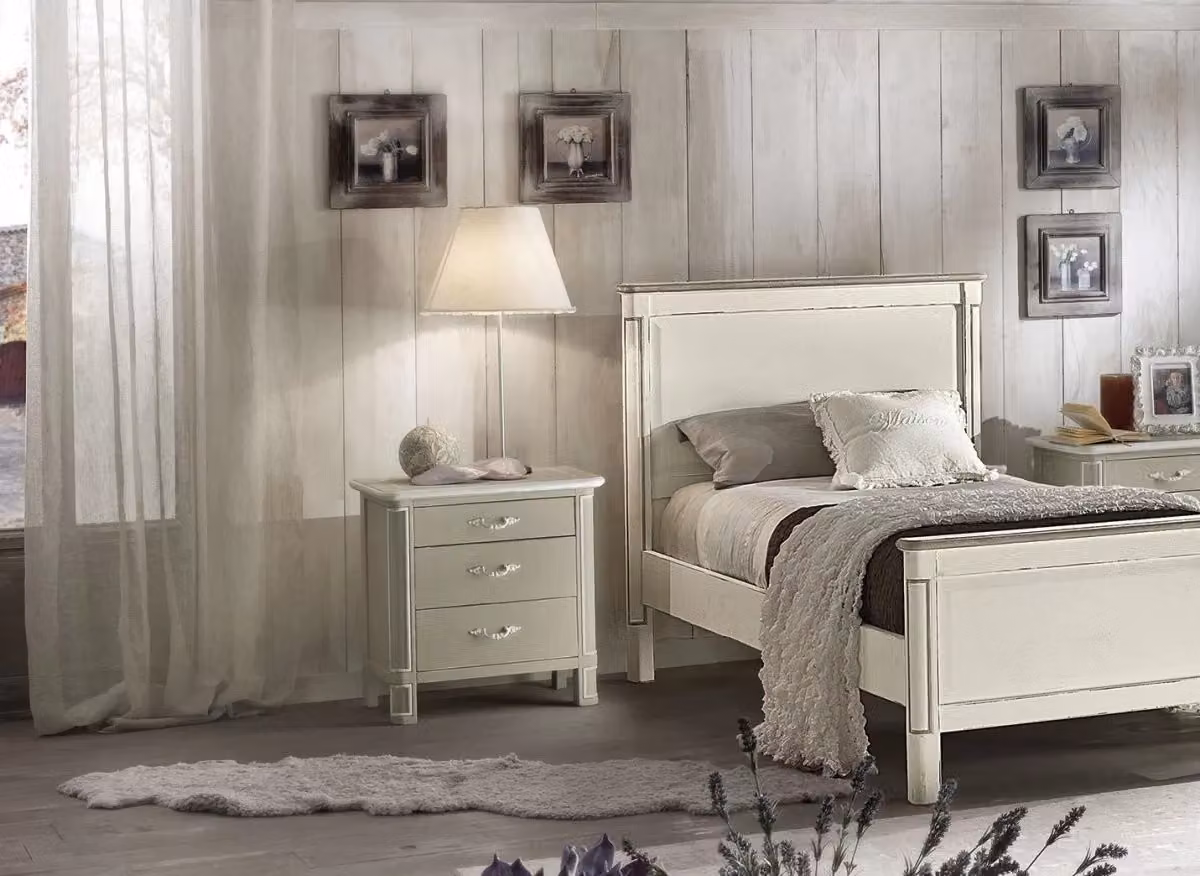 Set camera da letto completa in legno massello stile shabby chic Mobili 2G con struttura letto, armadio e comodino laccato disponibile in bianco, grigio o verde – 2
