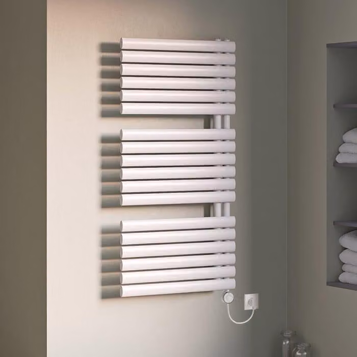 Sturotec Bath 2 E, radiatore elettrico da bagno, dimensioni 60 x 151,2 cm, completamente elettrico, con termostato ambiente integrato, apertura a destra
