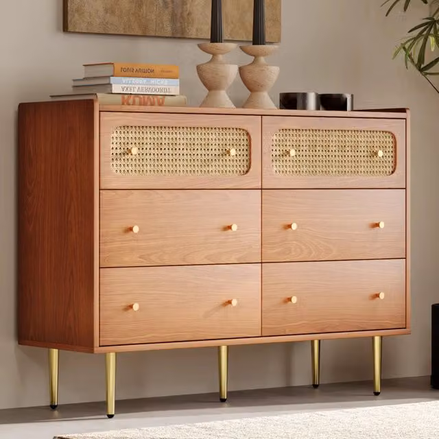 Cassettiera vintage WISHDOR con 6 cassetti in effetto noce e dettagli in rattan con gambe in metallo, Larghezza: 120 cm – 1