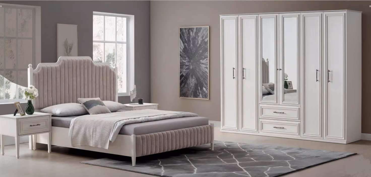 Letto matrimoniale elegante, comodini di design, armadio robusto