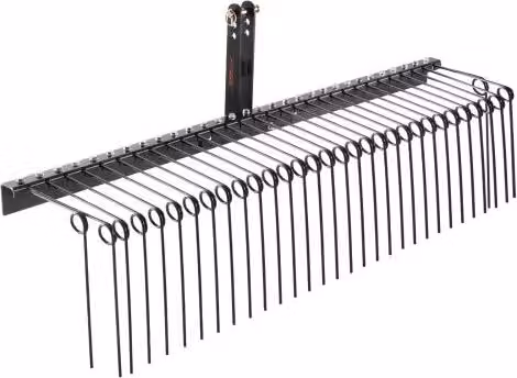 Rastrello da traino VEVOR per paesaggistica in acciaio nero con 32 denti e larghezza 1829 mm per trattore con attacco a 3 punti per la cura del prato, foglie e paglia