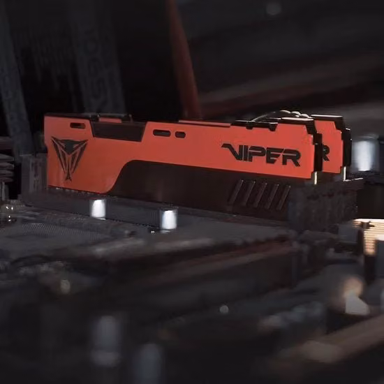 Modulo di memoria DDR4 Viper Elite II 16GB 3200MHz Nero-Rosso