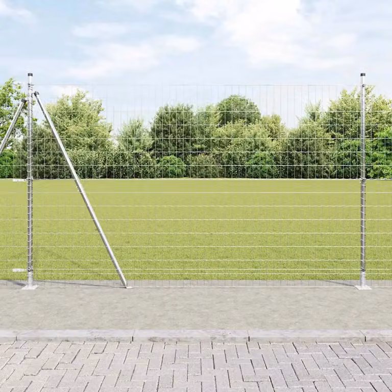 Recinzione da esterno vidaXL in acciaio zincato color argento con base per montaggio a superficie, L: 10 m, H: 1,5 m