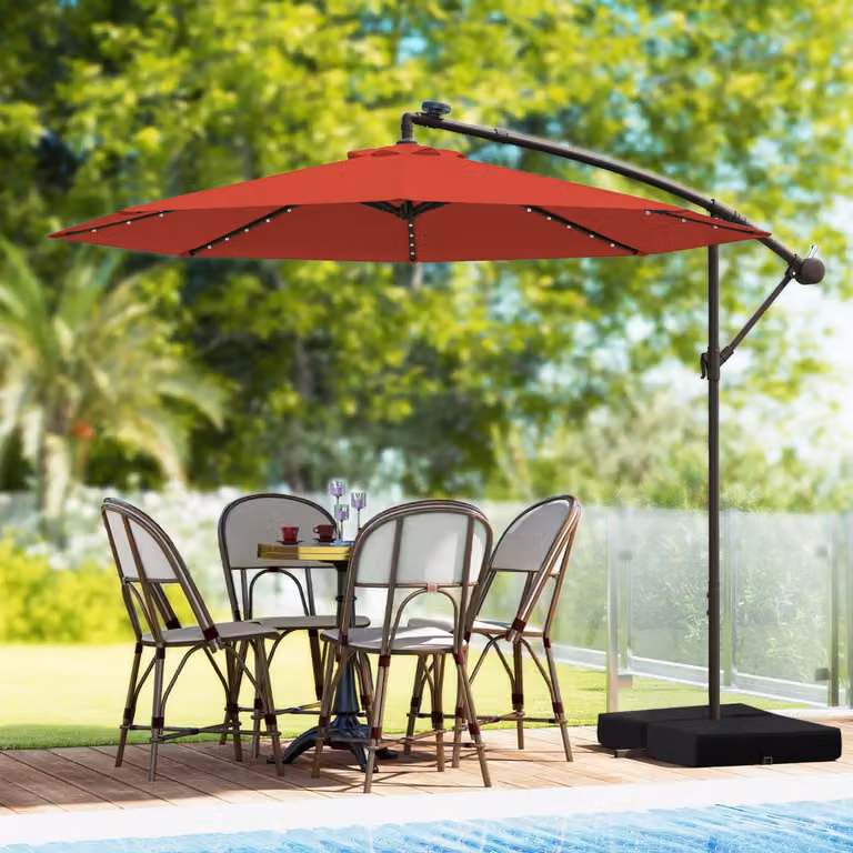 Ombrellone pendente da esterno Costway Rosso con 32 luci LED, pannello solare e sacco di sabbia, diametro 3 m