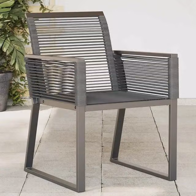 Set di 2 sedie da giardino moderne vidaXL in polyrattan nero con braccioli e resistenza ai raggi UV – 1