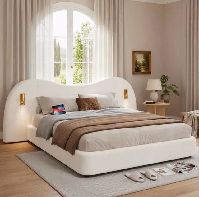 Letto matrimoniale con contenitore idraulico; USB e luci da lettura; bouclé bianco