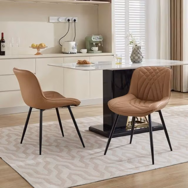 Set di 2 sedie da pranzo Minimal in similpelle imbottita con gambe in metallo grigio, disponibili nei colori khaki e marrone