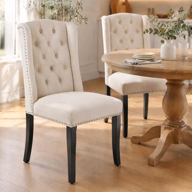 Set di 2 sedie da pranzo in velluto beige con gambe in rovere e schienale capitonn¨¦