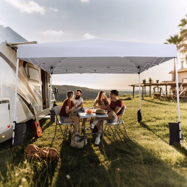 Gazebo da esterno pieghevole regolabile in altezza Costway pop up con 4 sacchi di sabbia e borsa da trasporto Bianco