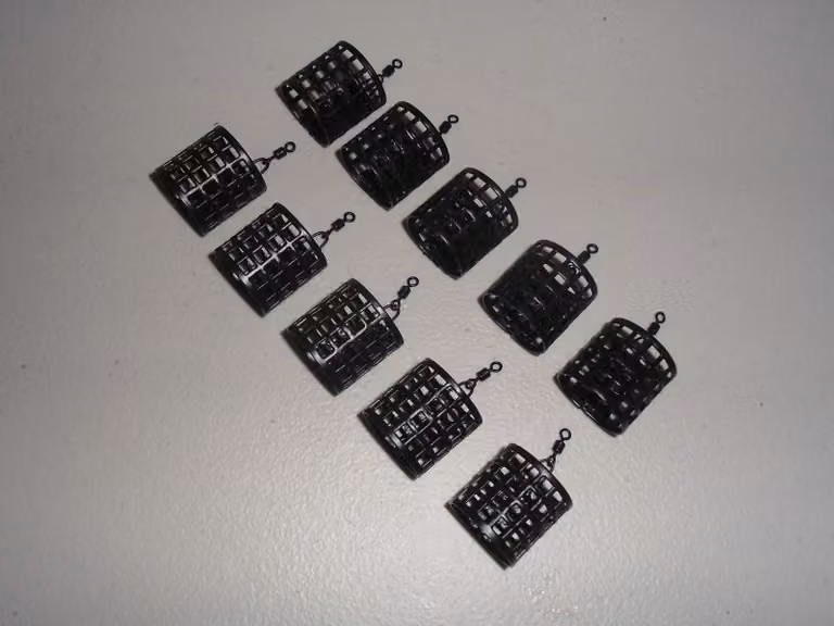 Set di 10 galleggianti metallici rotondi con gancio girevole, 15 grammi