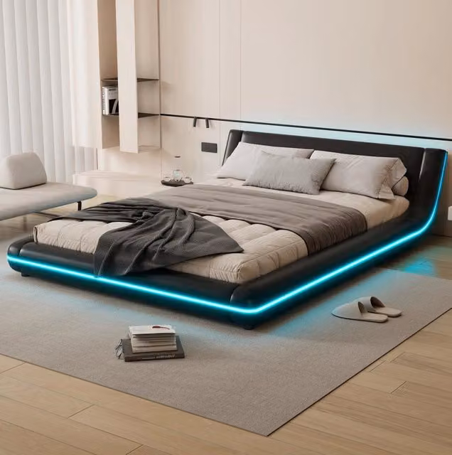 Letto a pavimento 140x200 cm con LED; PU e MDF nero