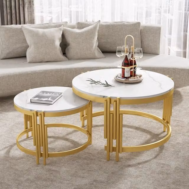 Set di tavolini bassi impilabili OKWISH con piano effetto marmo astratto e struttura in metallo dorato per soggiorno o ufficio, bianco e oro