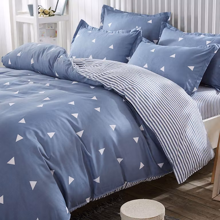 L'Essentiel Linge de Maison, Begonvilla- EPJ6425, Blu,Bianco, Piumini, 65% Cotone / 35% Poliestere
