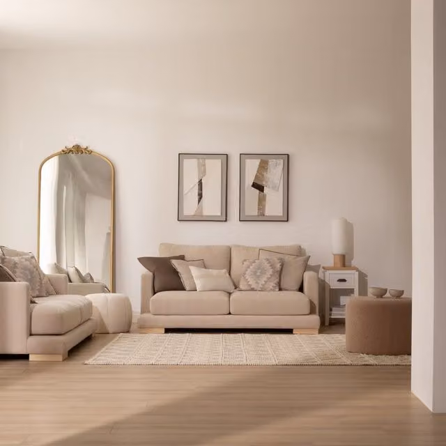 Divano 2 posti Luxor Living in tessuto beige con cuscini inclusi e coperture rimovibili