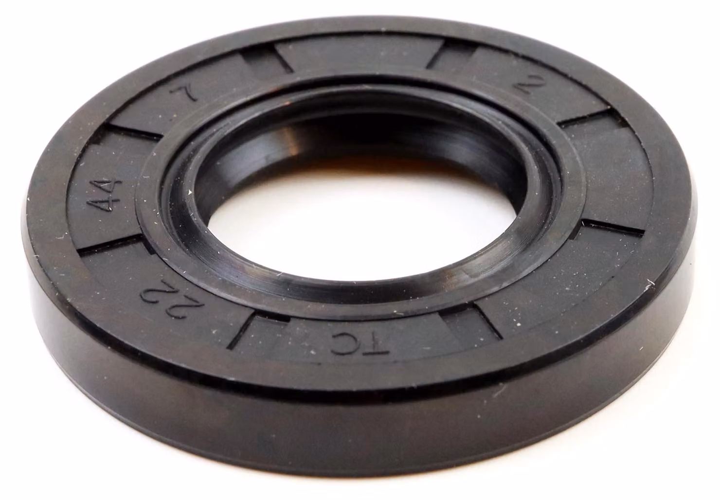Guarnizione radiale per albero, dimensioni 22x44x7 mm, materiale NBR 70, conforme alla norma DIN 3760