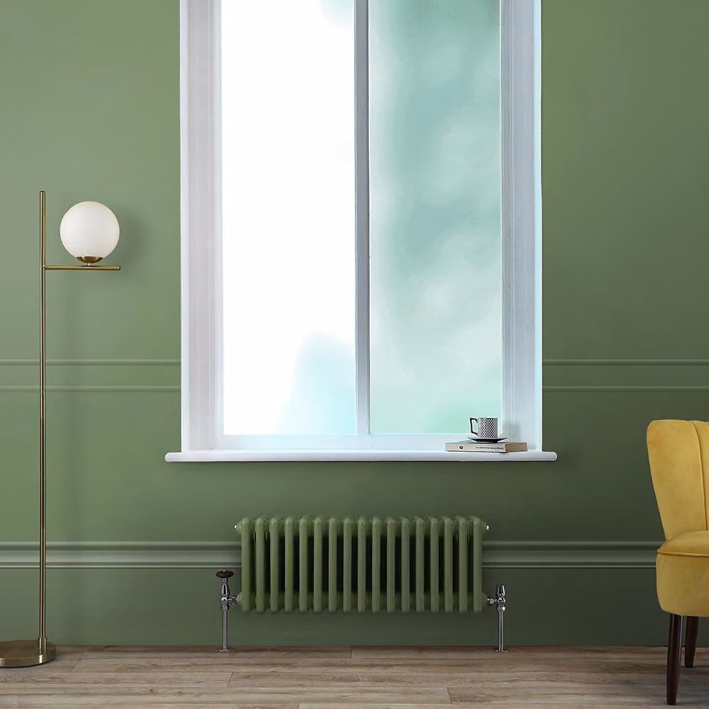 Radiatore Tradizionale Orizzontale Tradizionale a Tripla Colonna Verde (Reseda Green) -   300mm x 785mm - Regent