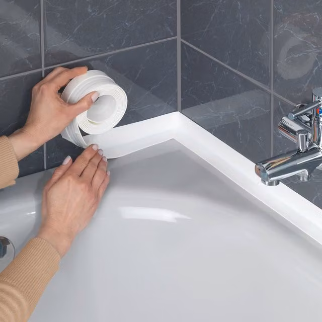 Nastro sigillante impermeabile Wenko per vasca e doccia, bianco, 3,5 m