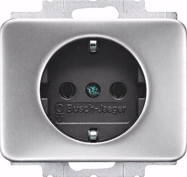 Busch-Jaeger SCHUKO® Presa elettrica titan - alpha, 1 pz.