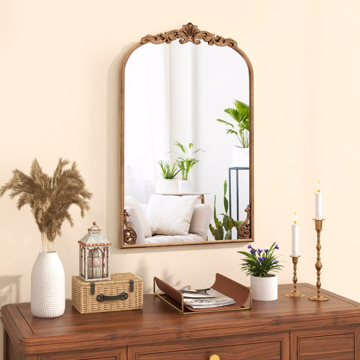 Specchio da parete ad arco Costway in stile barocco vintage con cornice in metallo color oro, L: 76 cm, H: 51 cm