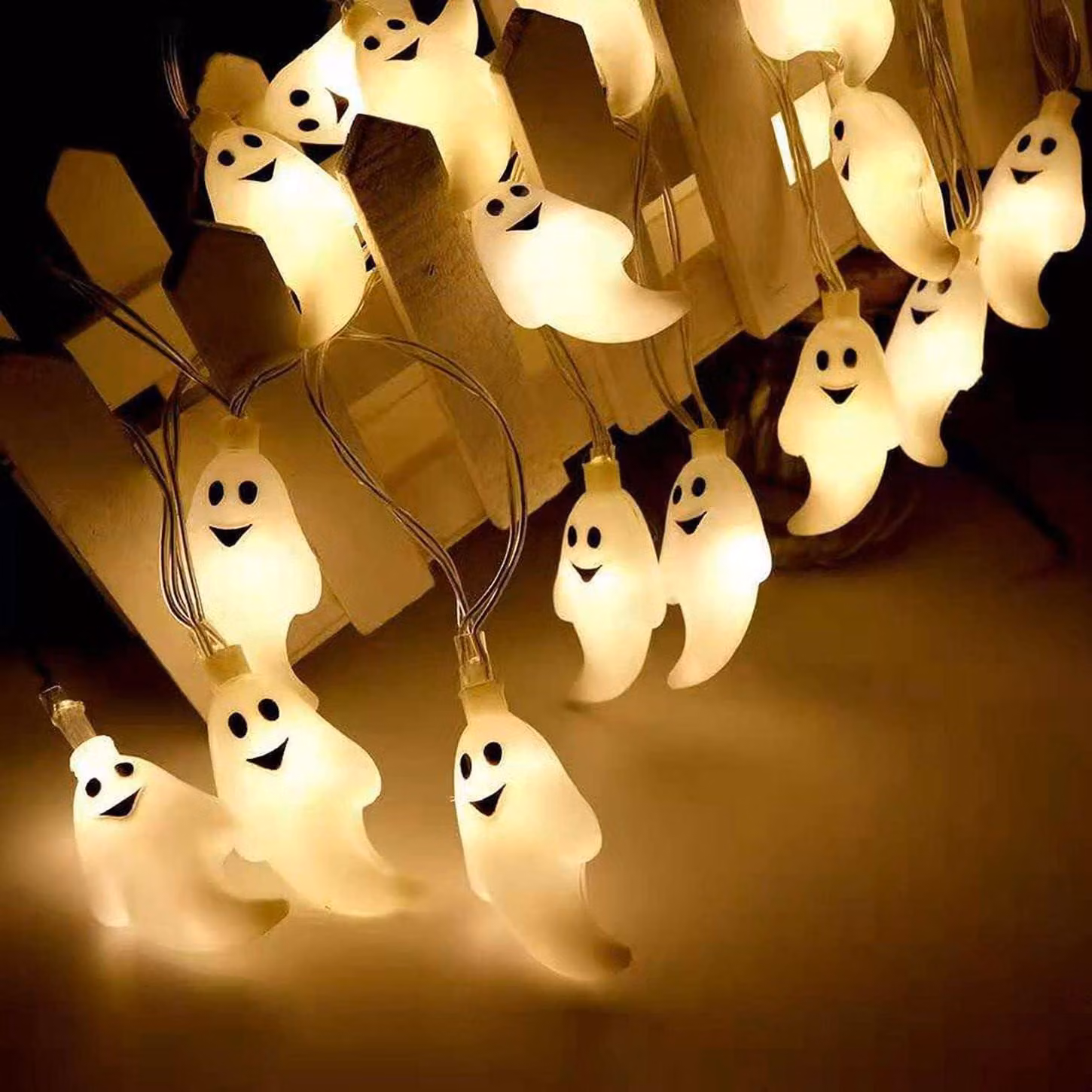 Catena luminosa a tema Halloween, 3 metri, 20 LED, alimentazione a batteria, decorazione