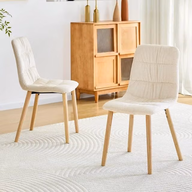 Set di 2 Sedie da Pranzo Minimal in Tessuto Bianco con Gambe in Legno di Rovere L: 49 cm, P: 48 cm, H: 88 cm