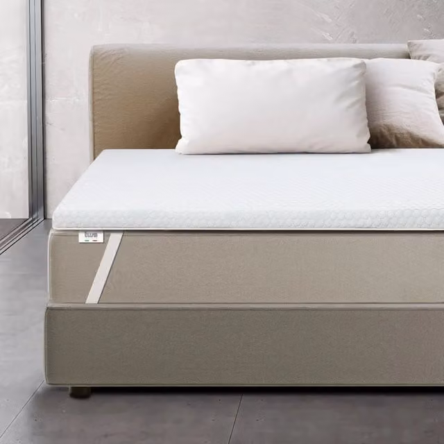 Topper Memory Foam The White Stone Bianco, Correttore Materasso con Rivestimento Sfoderabile Antibatterico e Antimicotico, Altezza: 6 cm, L/P: 200 x 220 cm